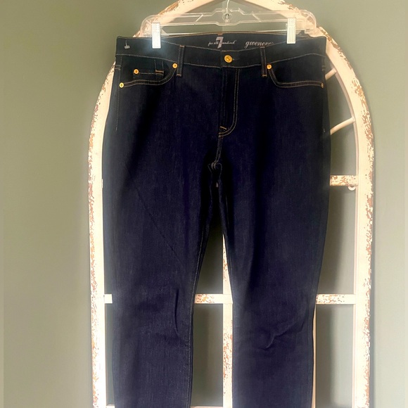 NWOT 7 Gwenevere Jeans - Picture 1 of 7